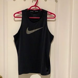 Women’s Nike running shirt